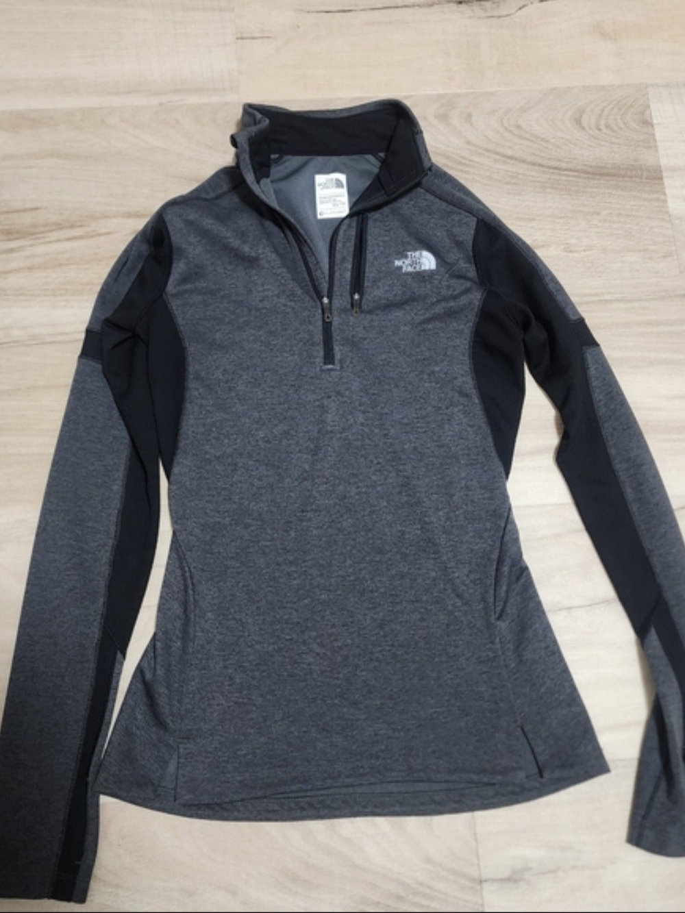 The North Face Womens XS FlashDry Half Zip Fleece Pullover Gray Black